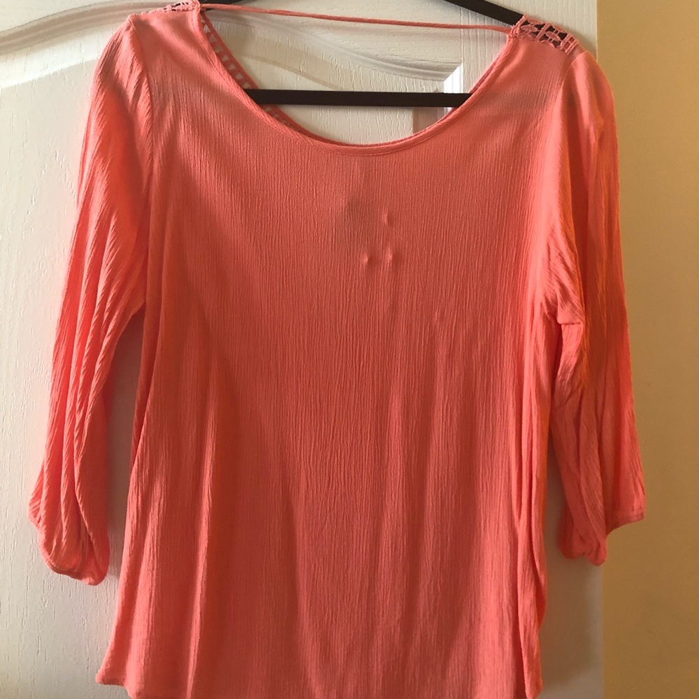 Cute pink-ish boutique top